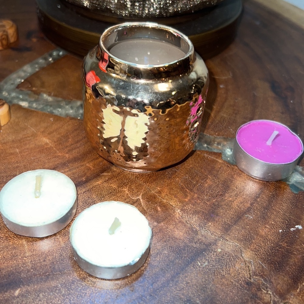 Rose gold bronze Tea candle holder 3 tea candles flower design for candlelight​ - Picture 2 of 6